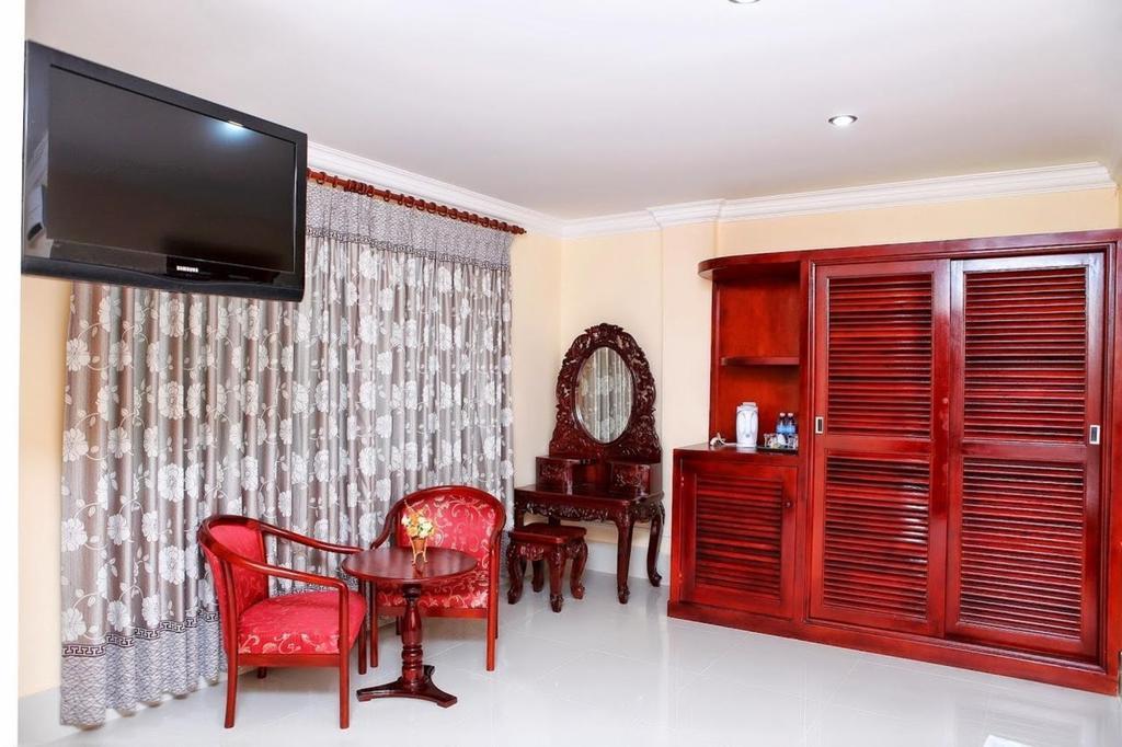 Mittapheap Hotel Kampot Δωμάτιο φωτογραφία