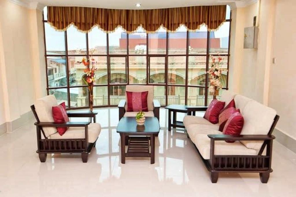 Mittapheap Hotel Kampot Δωμάτιο φωτογραφία